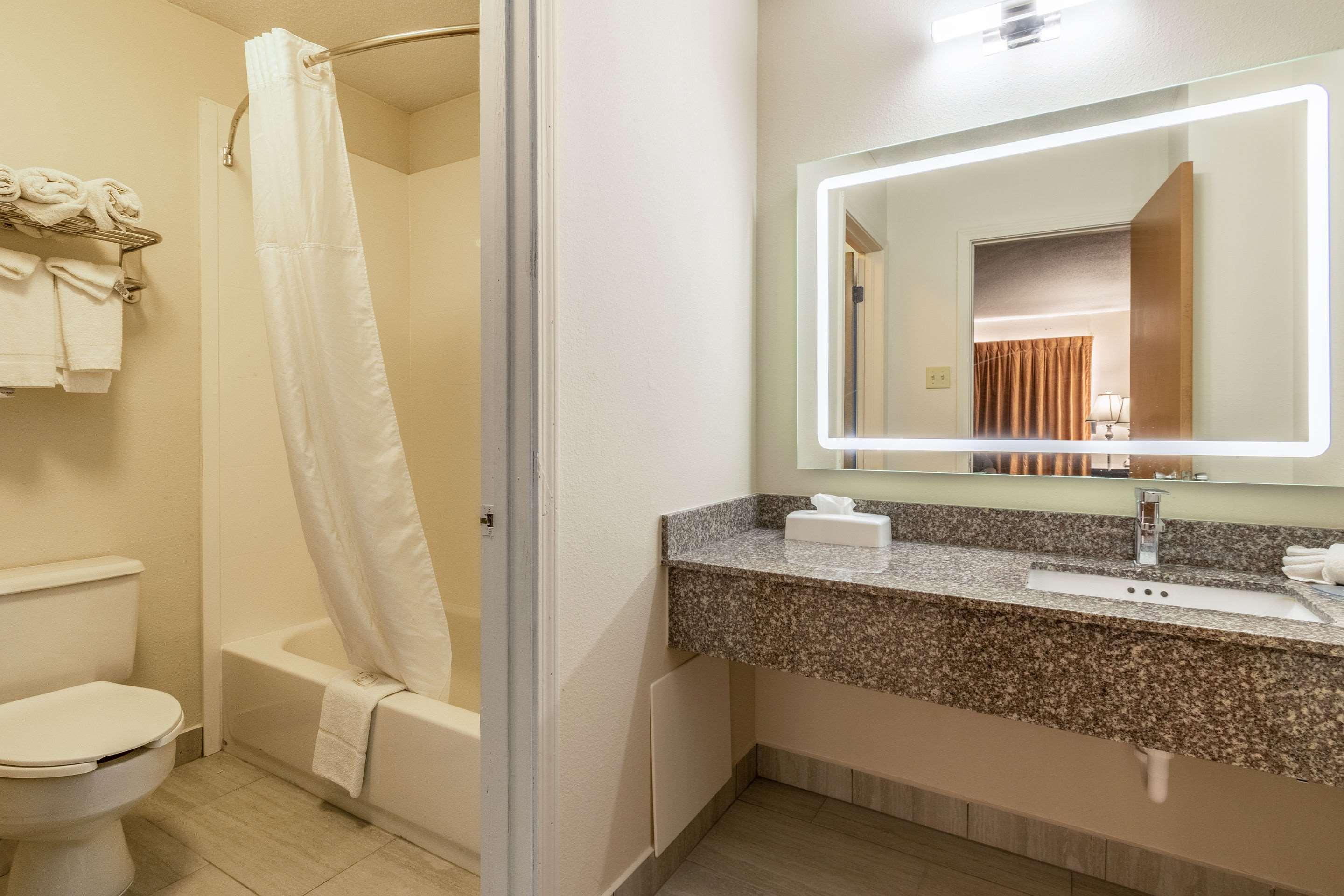 Quality Inn Bloomsburg Eksteriør bilde